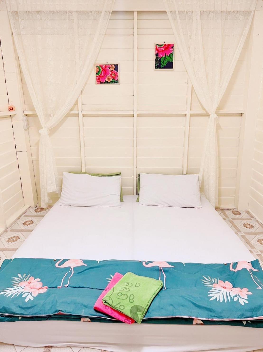 Baanklong Amphawa Homestay Экстерьер фото