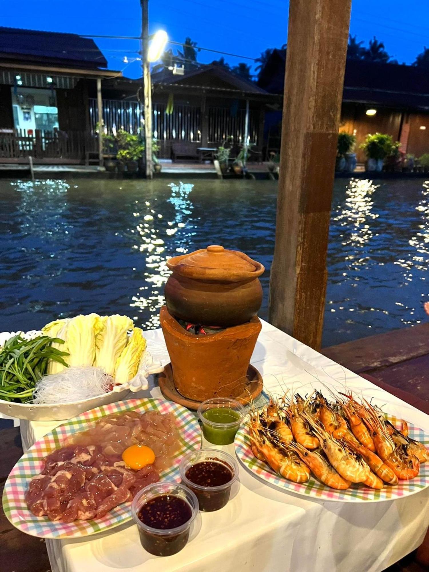 Baanklong Amphawa Homestay Экстерьер фото