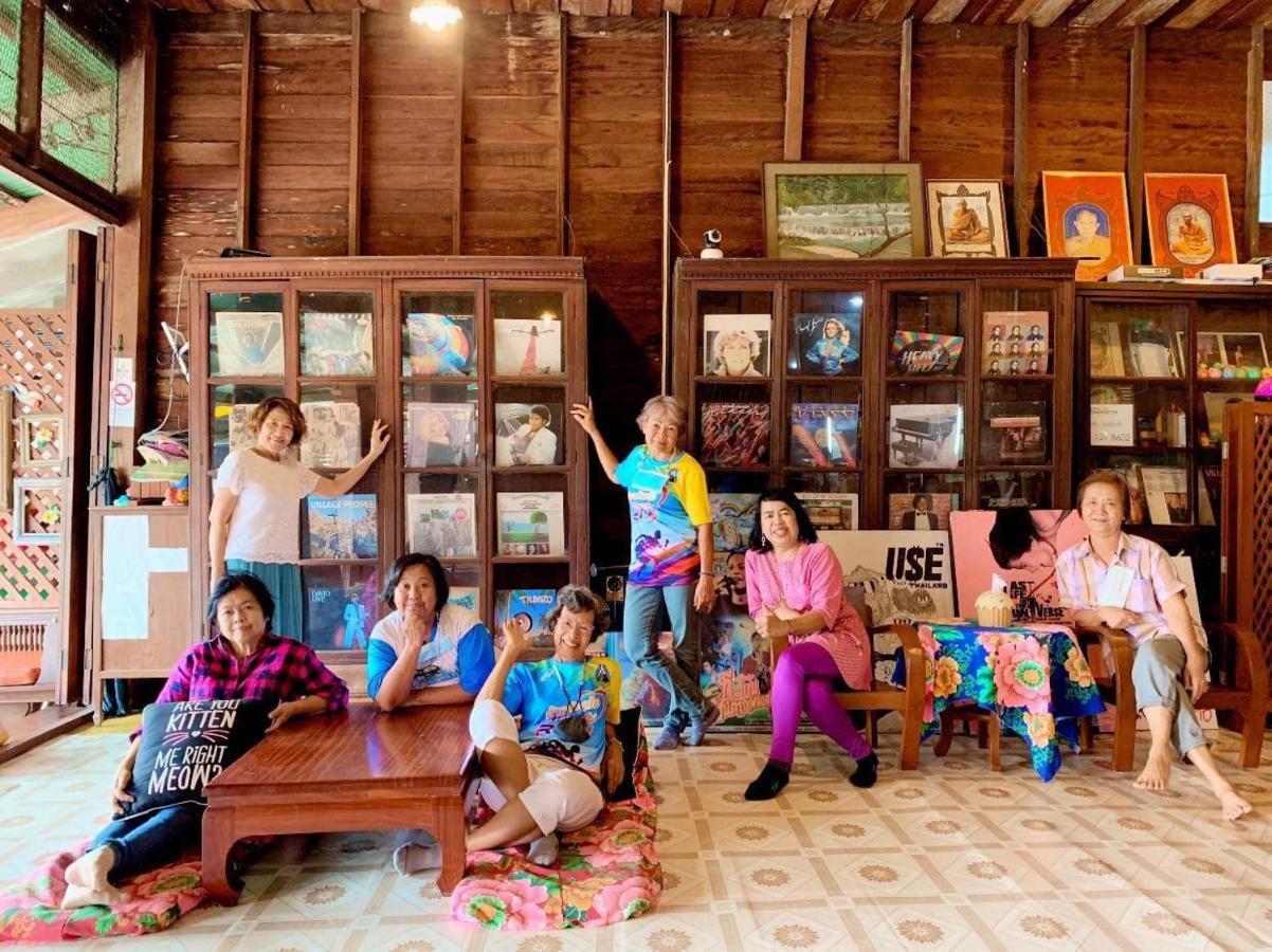 Baanklong Amphawa Homestay Экстерьер фото