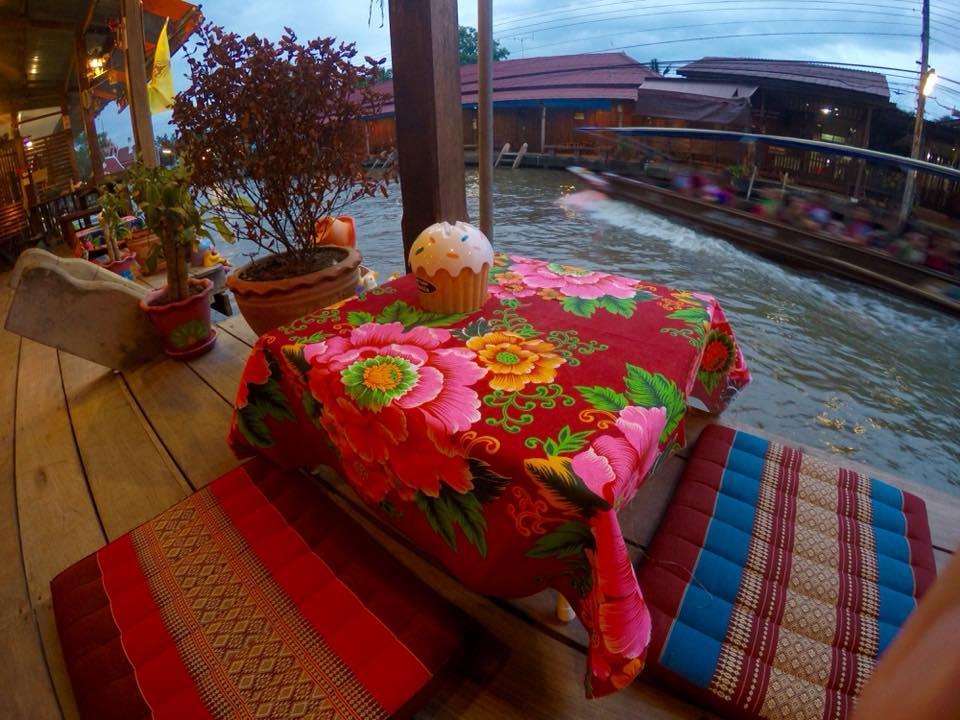 Baanklong Amphawa Homestay Экстерьер фото